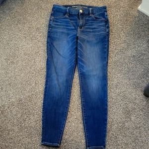 Curvy Jegging! Super cute and comfy! Size 8 long, with a 30in inseam.